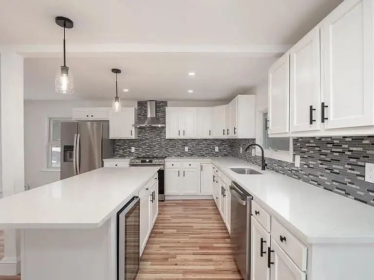 Quality interior finish work and renovation